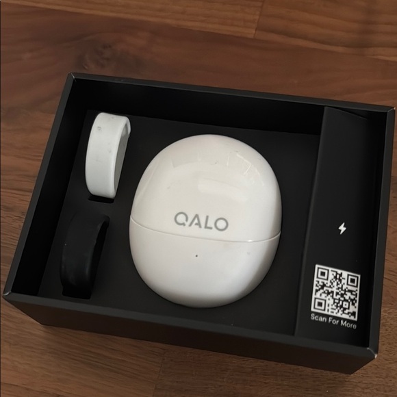 QALO QRNT Smart Ring - Silver Size 9 - Good Condition